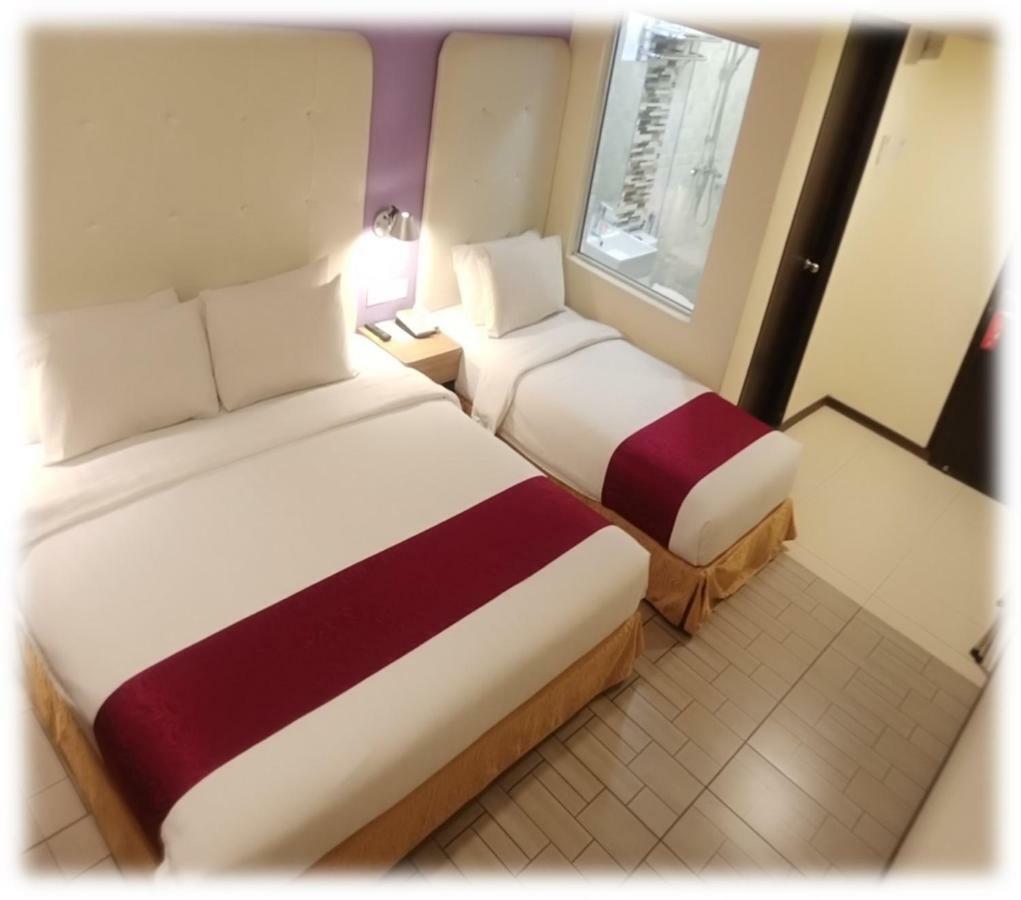 ลูมุต สวีท Hotel ลุมุต ภายนอก รูปภาพ