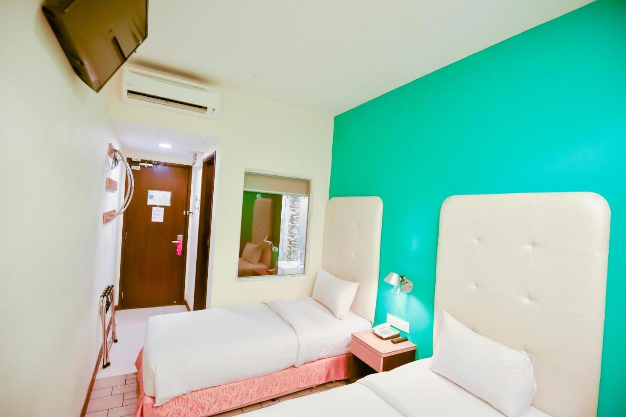 ลูมุต สวีท Hotel ลุมุต ภายนอก รูปภาพ